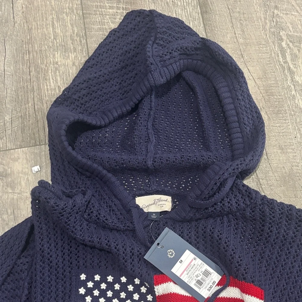 Universal Thread Navy Sweater with American Flag - Picture 5 of 5